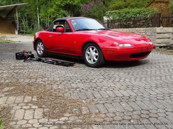QuickJack   der Schnelle Heber  eine Hebeb&uuml;hne f&uuml;r jede Garage