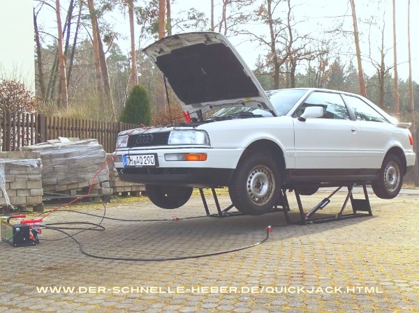 Der QuickJack  der Schnelle Heber  die tragbare mobile Hebeb&uuml;hne - f&uuml;r den Rennplatz , die Werkstatt, Gutachter, Folierer